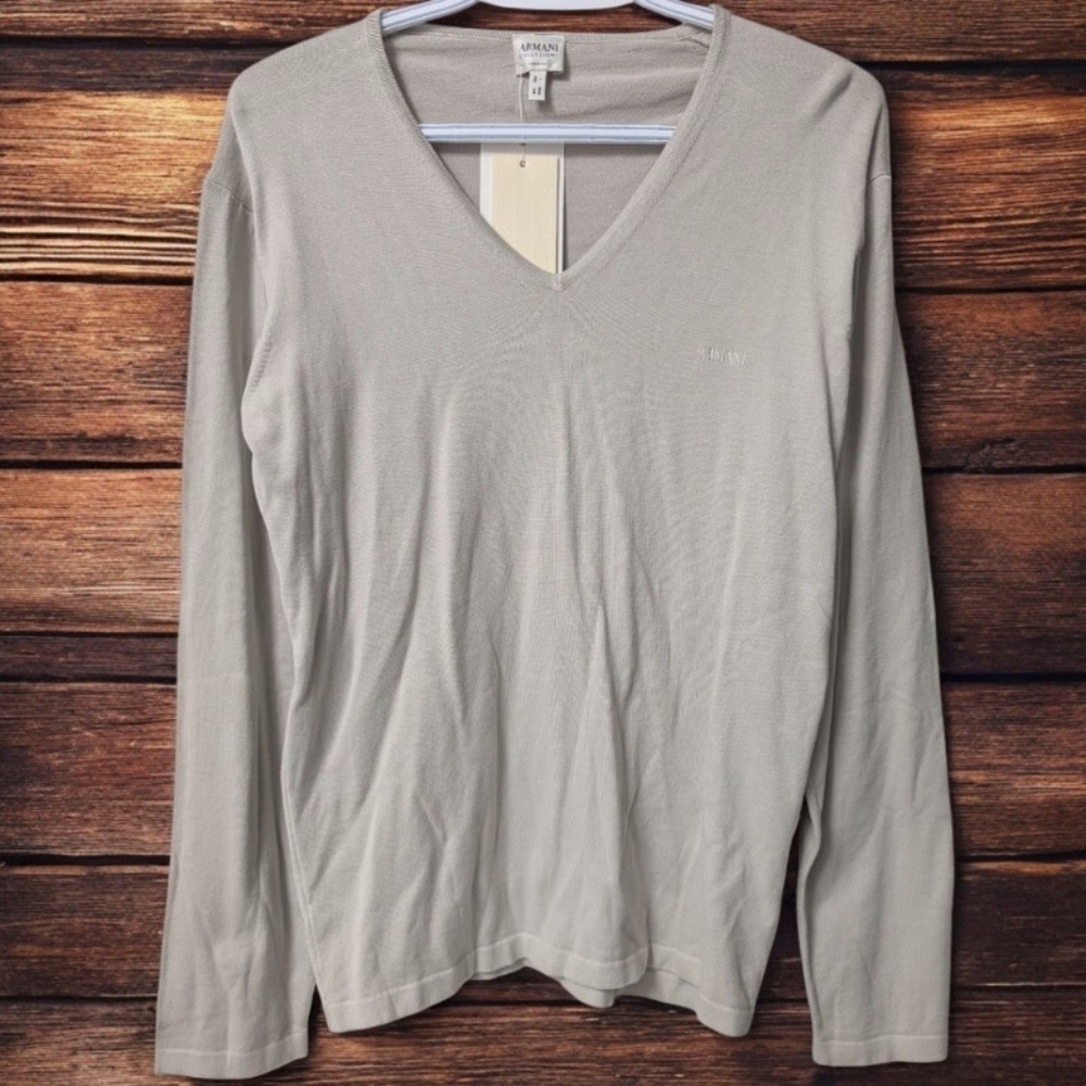 AUTH! Armani V neck Jumper Light Knit Sweater - Picture 2 of 11
